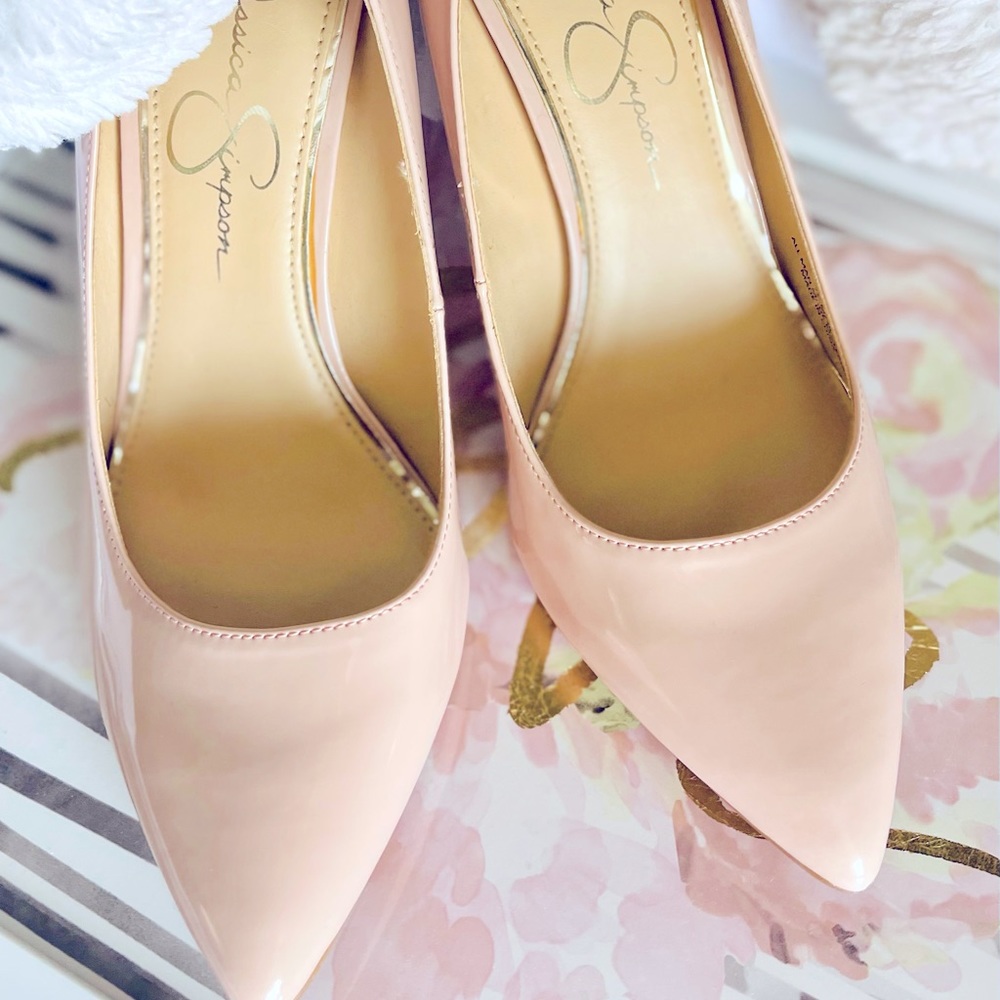 Brand New Sexy Jessica Simpson Pale Pink heels 👠 7.5 Woman